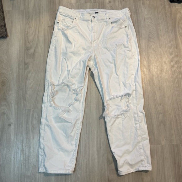 American eagle AE straight mom jeans white ripped knee distressed plus size 16R - Picture 2 of 14